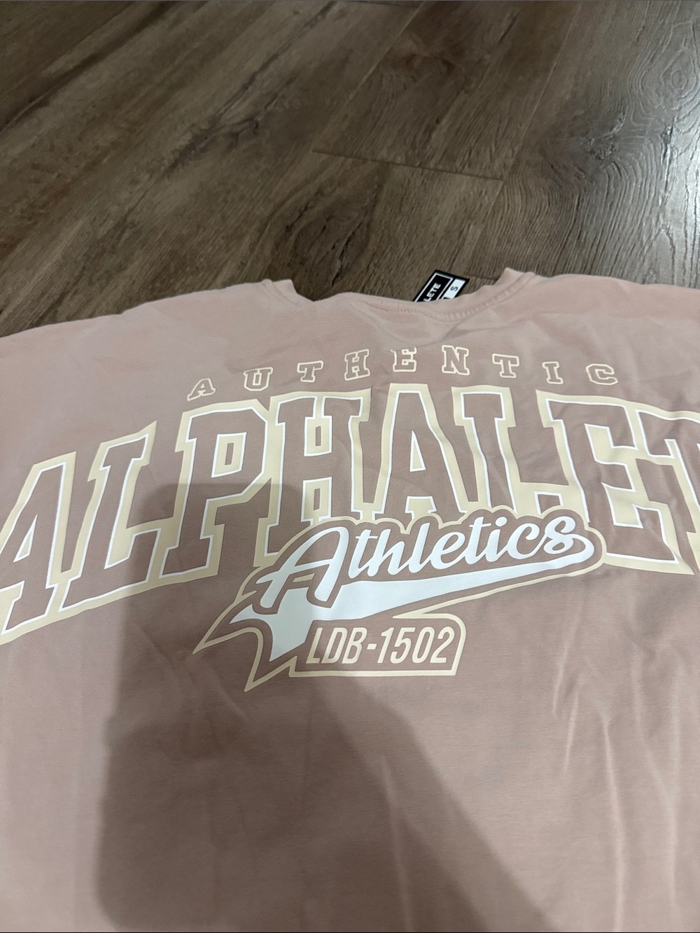 Alphalete men’s pink tee M